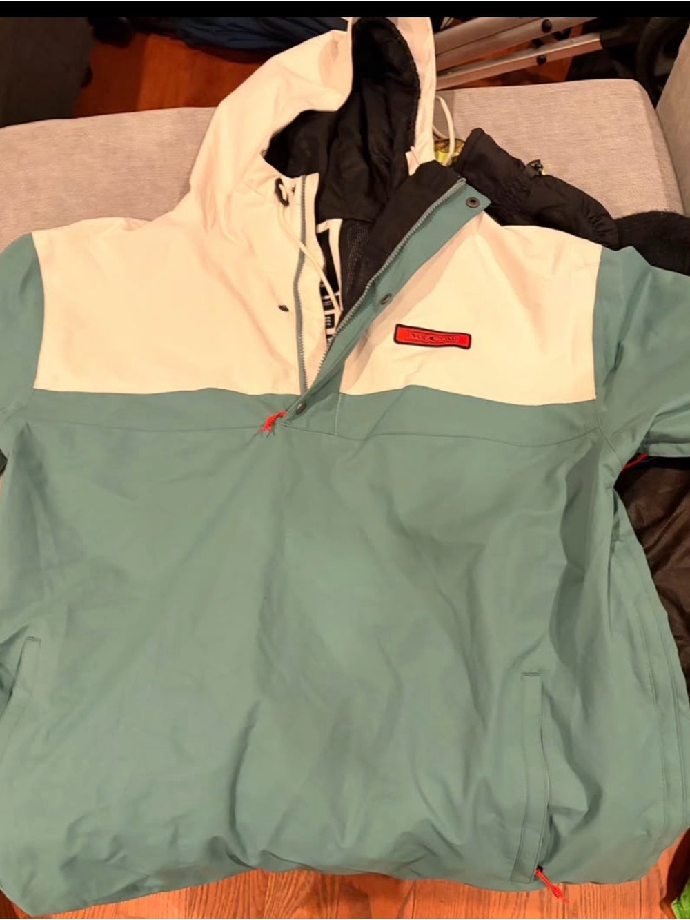 Volcom men’s xxl 20k snowboard jacket. Like new